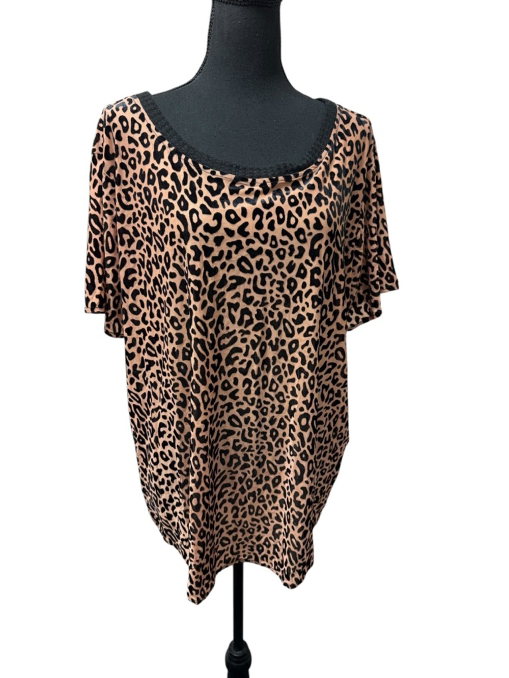 Kori Leopard Print Tunic Top 2XL Tan Black Short Sleeve Stretch Casual